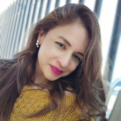 YennimSO's profile picture. responsable, trabajadora, amplio criterio, etc. ...etc.