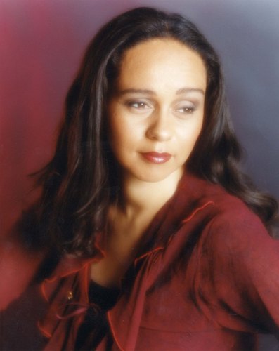 Jo_LeKay's profile picture. Passionate Opera singer, Oratorio and Chamber music performer, Vocal Coach; Baker; an avid Traveler, loves Red Wine/ Shiraz, Italian Coffee & Chocolate