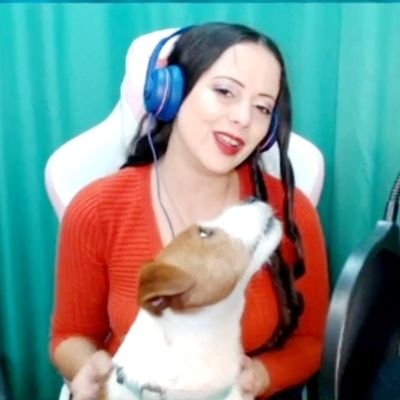 Regular person, pet enthusiast, dreamer, more fun than a box of rocks. If I was you, I'd say hi. 
(Oh, and streamer. Visit me at https://t.co/1jjJMNqZDT)