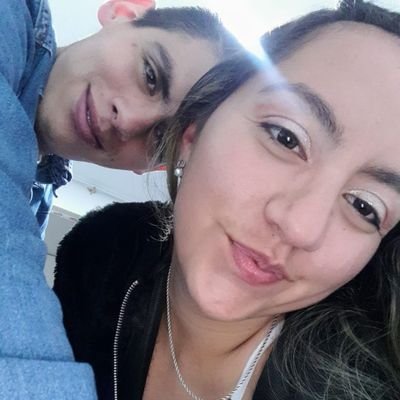 Soy realmente afortunada de tener un hombre tan maravilloso a mi lado como lo eres tú👫✋ Dios nos llevara de su mano y nos hará fuertes🙏💪para seguir adelante!