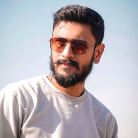 akashgujar10's profile picture. 🚩धर्मो रक्षति रक्षितः।🚩

                          
🇮🇳💪 NATION FIRST 💪🇮🇳
👑🇮🇳हिंदुस्थानी 🙏🚩
   🚩जय श्री राम🚩