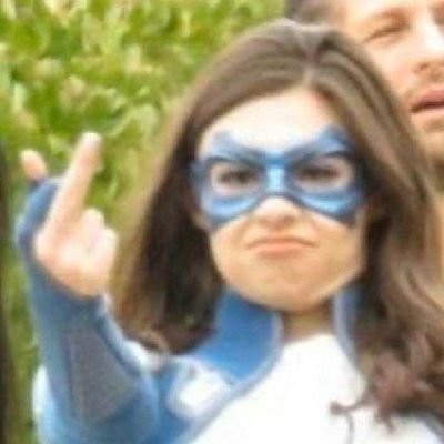 DeEuGoEl's profile picture. he/she/they
18