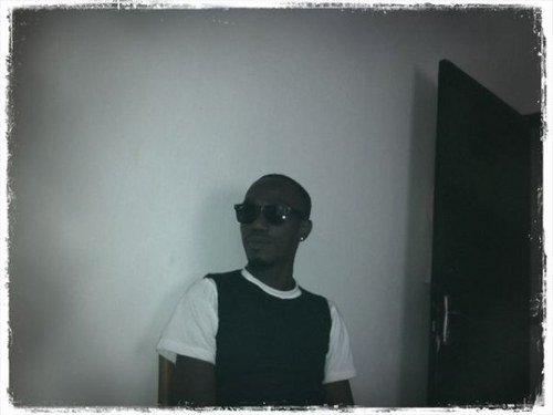 karlnewman80's profile picture. Free to be me...life is my biginin'...luv my passion...music my dream...still smokin weed...and pray God...freedom ....land.... :)