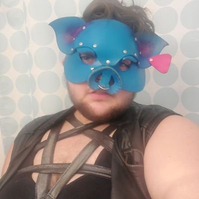 🐷 Pig Daddy to @PupperBlue 🐺 (they/them/theirs)
| NSFW 18+ ONLY
Kinky | 420 | Switch
| $smuttyqueer
*TW: hard kinks*