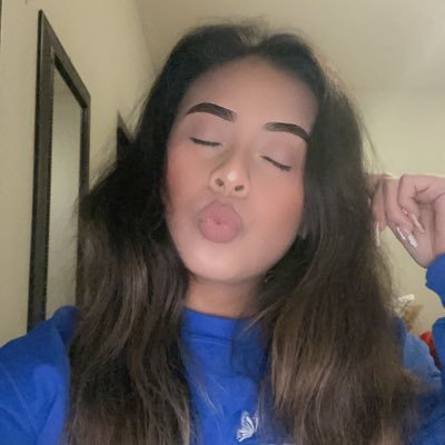 arelicabrera21's profile picture. hi 💙