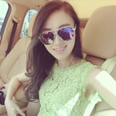 Graduated from: Kaplan School of Finance, Singapore Major: Finance, Management