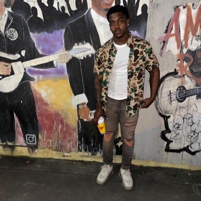Father of Princess Cailyn👑👨🏾🍼 @kickkollectorz ….THIS IS NOT A BUSINESS PAGE for business Travel Interior Designer 🧑🎨