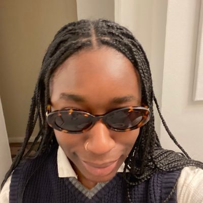 whitewomanhood's profile picture. sorry