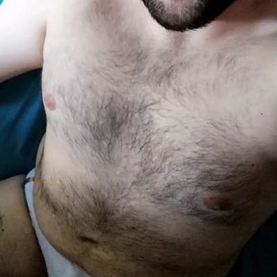 bottom Bear in wellington. looking for mates and fun