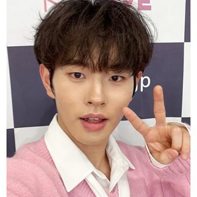 alice56_'s profile picture. 노랑이로 살고있어요