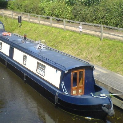 Canal boat rentals on the lovely Lancaster canal. Relaxing short breaks with a wood-burning stove for cosy year round enjoyment.