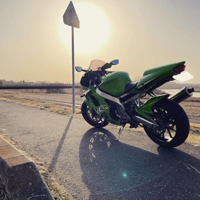 yossy_0206's profile picture. 無言フォローすみません。 趣味:ガンプラ、ボールパイソン、ゲーム、ガンプラ、釣り。 ガンプラ、ゲーム好きな方と仲良く出来たら嬉しいです！ ボールパイソン用アカウント作りました。 @zero_26reptil