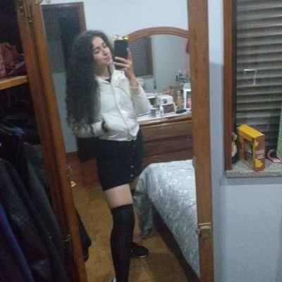 Cris 🙅
Ponte de Lima 🍃
Licenciada em Matemática FCUP 🫶🏻
Mestre em Engenharia Matemática FCUP🥰
Business analyst at MC Sonae ✨