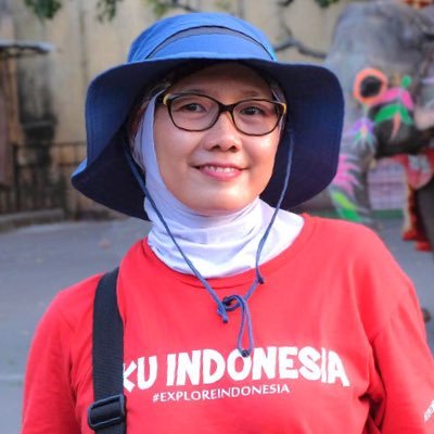 Travel Photographer & Writer, local guide-wikimedia Indonesia - travelpreneur - Kagama - https://t.co/jq7Mxv58nT