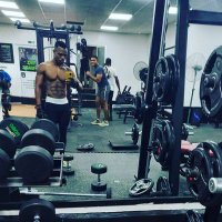 Abs.freak 🏋‍♀️(@Yurmight_Y_C) 's Twitter Profile Photo