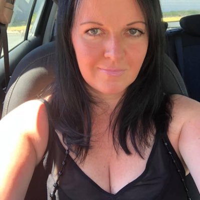 _mishmish_'s profile picture. #ADHD Oh look, a SQUIRREL 🐿 Can drink TEQUILA without flinching 🥃 #YAAASQUEEN X