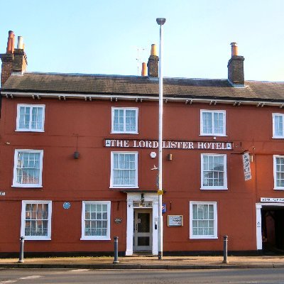 SLANG - Stop Lord Lister ActioN Group

Campaign to stop the Lord Lister Hotel being turned into a Halfway House

Hitchin