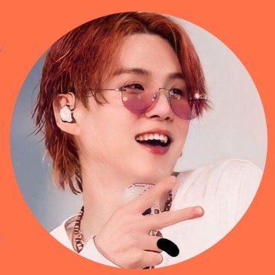 ¡¡¡Hiiiiii !!! Muchas gracias por entrar a mi cuenta
💌; Que tenga un lindo día; y gracias por todo su apoyo (:
Y o o n g i D a y 💕
