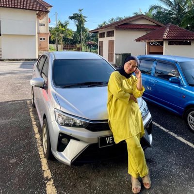 Jaga lah solat kita sebaiknya. Jika solat terjaga, InsyaAllah semua akan Allah jaga untuk kita ❤️