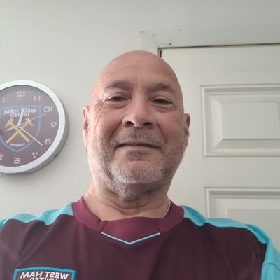 former US Navy sailor..but still a sailor.
devoted Parrot 🦜 head
devoted follower of West Ham United Football Club.⚒⚒⚒
and of course, a runner . Retired.