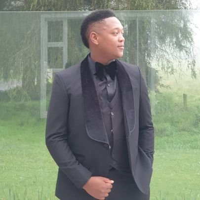 Snethemba_16's profile picture. ibhudda Entswembu!!
Soulful Deep 🏠 🎶 🎧
Orlando Pirates Ezimnyama Ngenkani!!