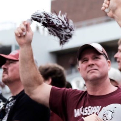 Columbus born and raised! MSU alum ‘87. Husband to the best cook in the world. Love Mississippi state sports, season ticket holder. Chicago Cubs fan.
