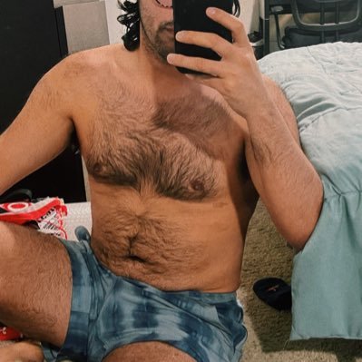 socal_bottom's profile picture. Hairy guy in LA