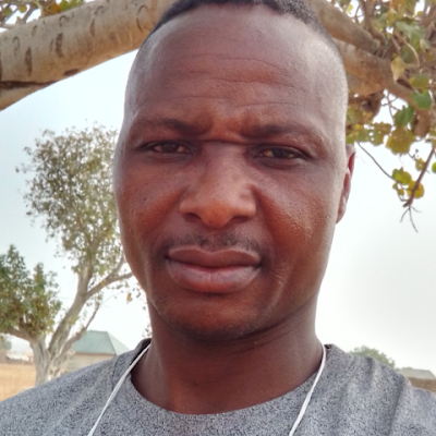 I am Bradley makama Daniel by name I was born 1974 and I am a soldier I live in Nigerian Ibadan Oyo state I saved 21yrs in the army.