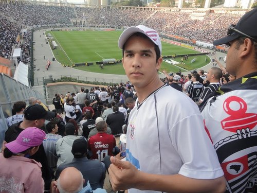 Que seja maior o meu sonho , O sonho de Deus é Maior pra Mim.     Dinheiro nenhum consegue pagar o valor de boas lembranças.