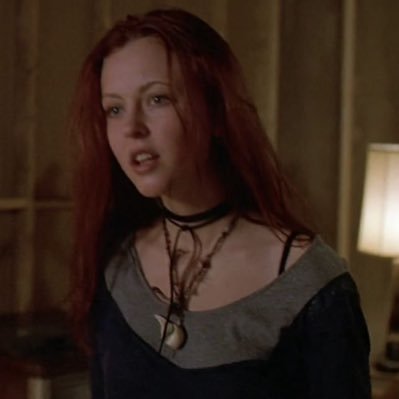 BrackishZoe's profile picture. irrelevant tbh. 16.