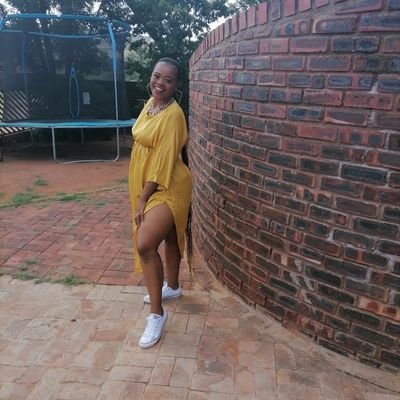 Welcum 2my 👑https://t.co/qvaJPy10e6 smart. Strong.Straight up class act.I’m a woman wit ambition n a 💓of gold. Livin lyf on my own terms