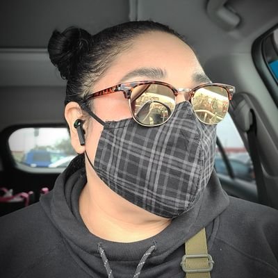 tech nerd, gamer, introvert. she/her. Follows tech, news, politics, food, music, RGV, TX, dogs.