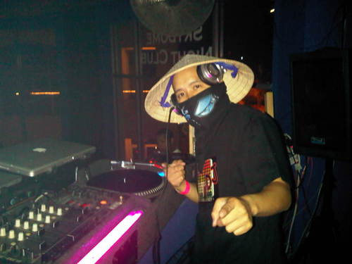 We live,We die,But the soul stays alive music in the blood!!!!Music Is My Life Beats In My Heart!!! BreakEmOff Dj's Party Rock Crew SA Ch/Break Em' Off Dj's
