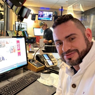 Recherchiste au 98.5fm, correspondant pour Univision Noticias, Informátivo Telecinco e Infomátivo Cuatro TV.