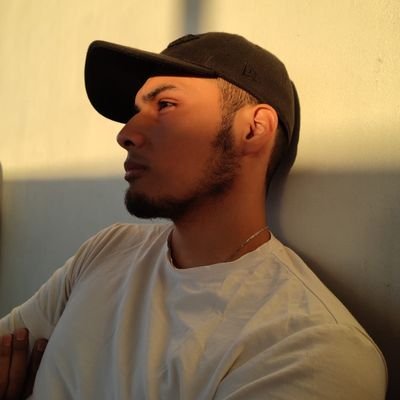 Kevindelarosa98's profile picture. Si puedes hacer algo bueno por los demás, tienes la obligación de hacerlo 🕸🕷