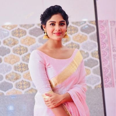 All Updates about @iamsamyuktha_🥰
                     Fan boy of queen #Samyuktha| Do Follow and Support