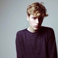 Alex (@limi15018669) 's Twitter Profile