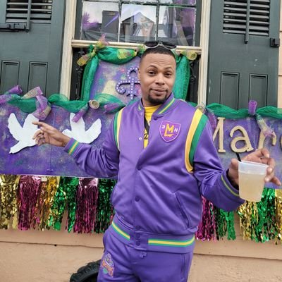 Greater is coming..
Team Pisces.👑⚜️
👻emagicnola
backup Twitter @dolceredbone