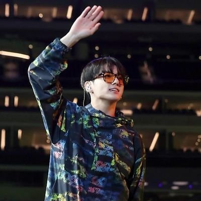 bts_kookmin143's profile picture. グクペン 99line 20⬆
無言フォローOK👌ほぼ見る専なんですけどリプとかくれれば全然返すので仲良くしてください！！☺️☺️