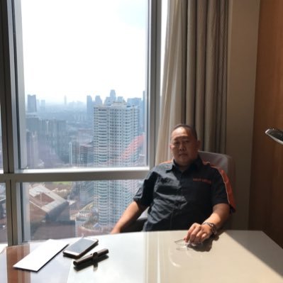 Nationalist Entrepreneur - Restaurateur - Professional - Business Consultant