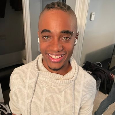 DaPhoenixUWant's profile picture. https://t.co/9yPdsf3JA7