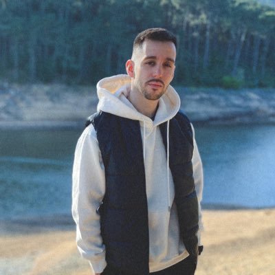 🇵🇹 Producer #diazmakeyoufly - i’m off this social network. link in bio to get in touch.
