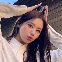 ᶠˡᵒʳ || IDLE is BACK (@myn_lvr) 's Twitter Profile