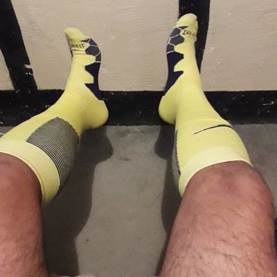 me fascina mi fetiche. calcetas deportivas