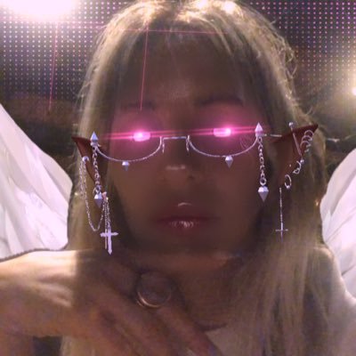 florb_love's profile picture. ℒινℯ. ℒaugh. ℒℴνℯ ღ ☮ 🌴 Astrology works 🔮