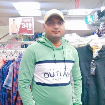 SumitJh09095891's profile picture. हर हर महादेव