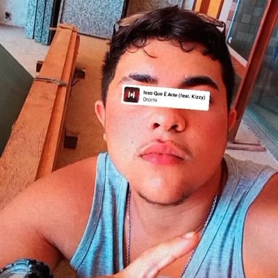 Se meu futuro estiver traçado, eu vou até o fim só pra ver o resultado, quero dinheiro e uma vida melhor antes que meu castelo se transforme em pó ✌🏻🚩