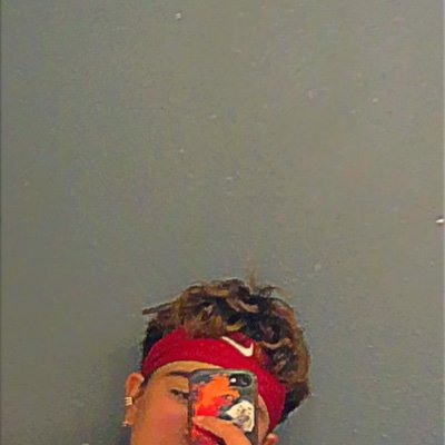 JulesLozano2's profile picture. flabbergasted