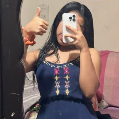 Paozt0's profile picture. holi