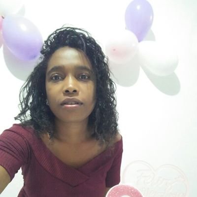 amo quem me ama, odeio quem me odeia, sou o que eu sou, e não o que os outros querem que eu seja !.